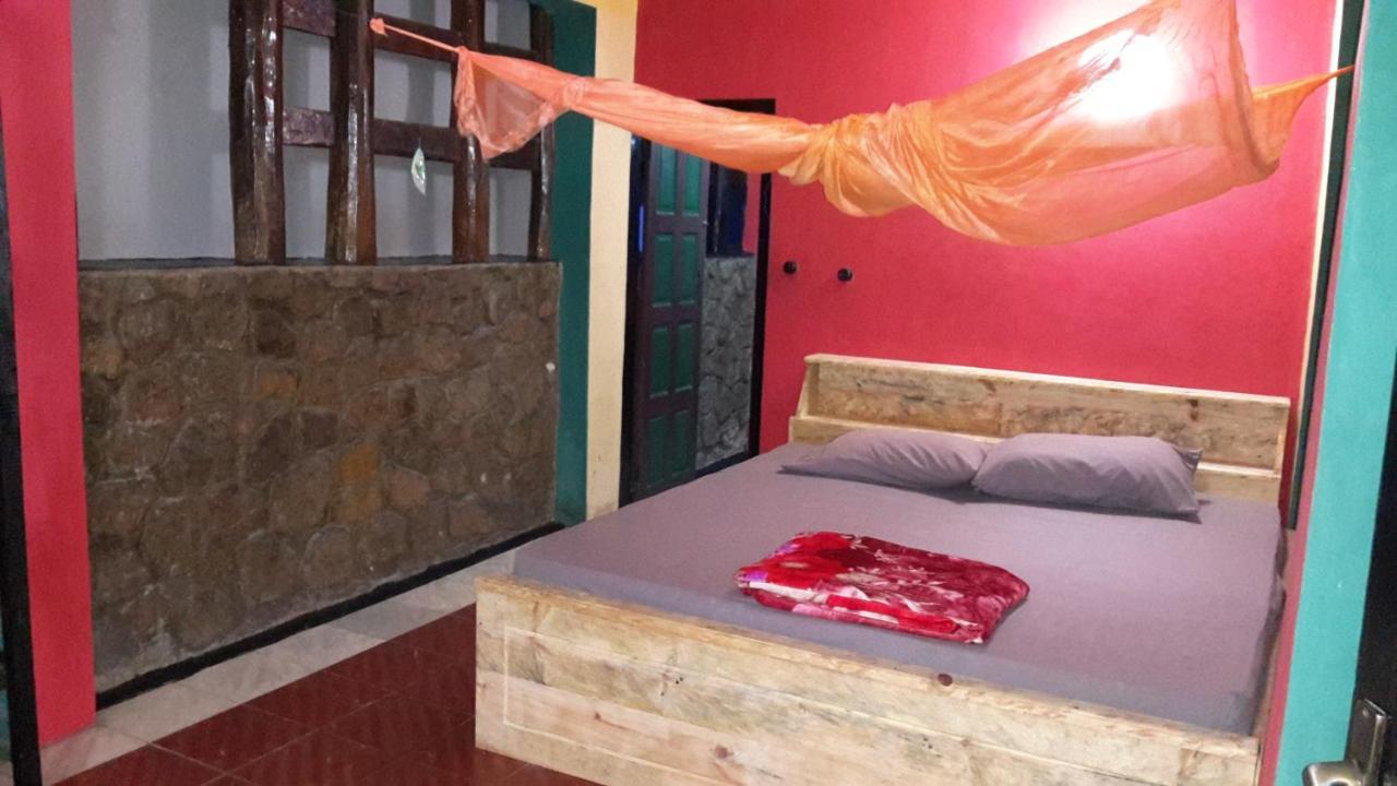 Liberta Homestay Тук-Тук Екстер'єр фото