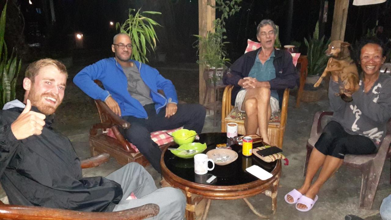 Liberta Homestay Тук-Тук Екстер'єр фото