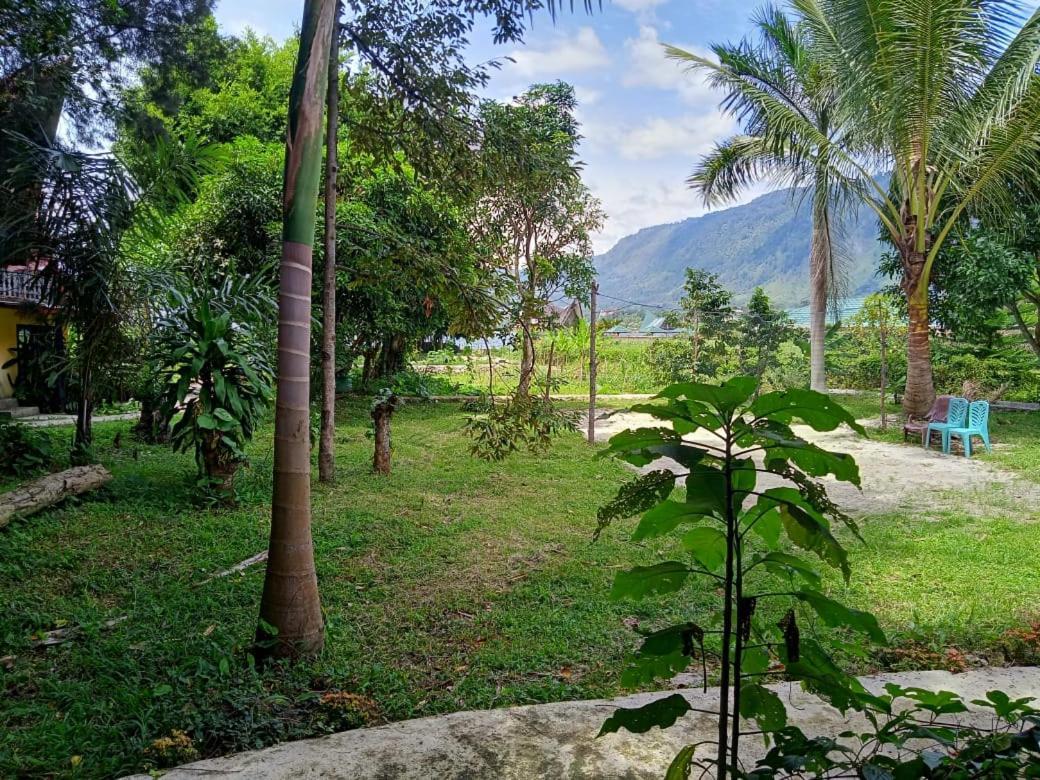 Liberta Homestay Тук-Тук Екстер'єр фото