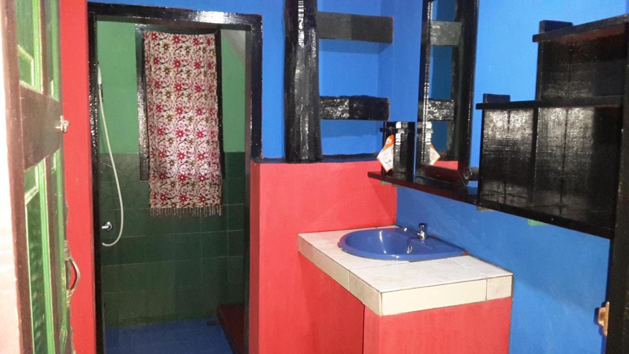 Liberta Homestay Тук-Тук Екстер'єр фото