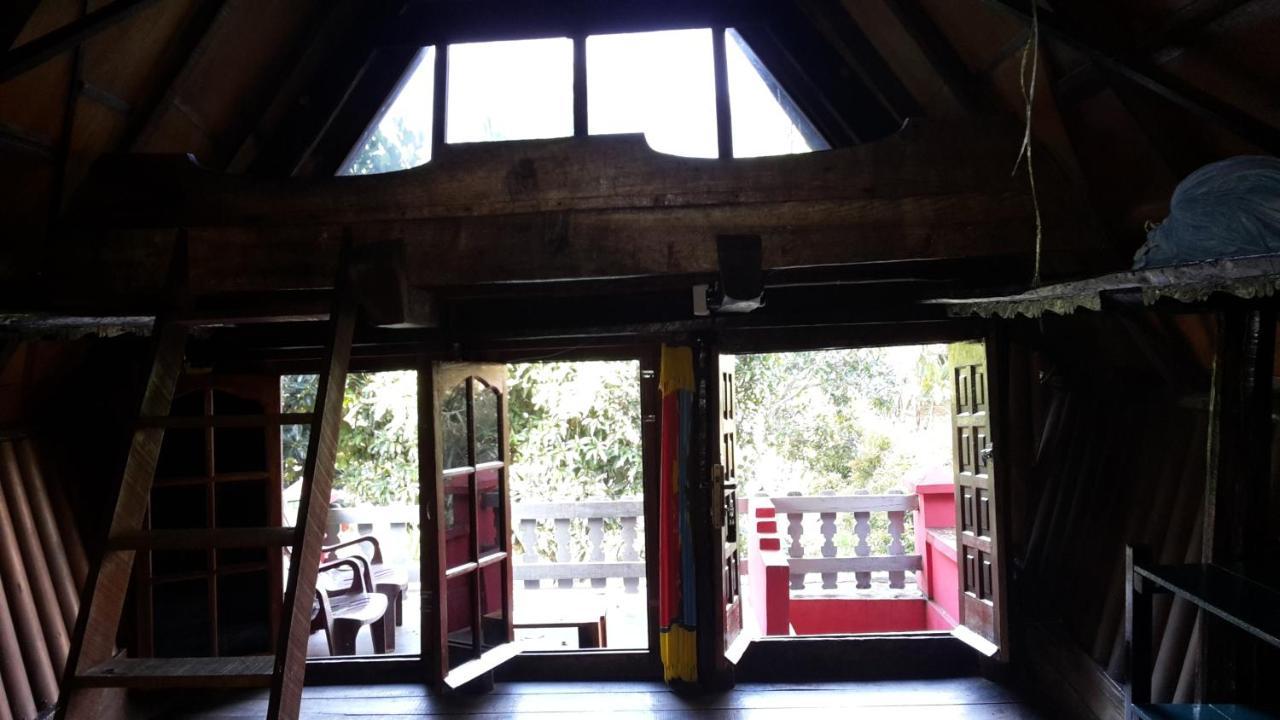Liberta Homestay Тук-Тук Екстер'єр фото